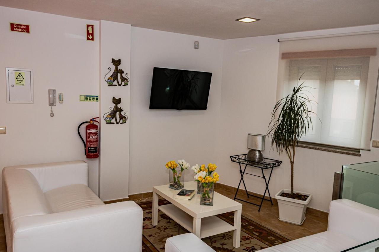 Casas Campo Cimo Da Quinta Hotel Miranda do Douro Luaran gambar