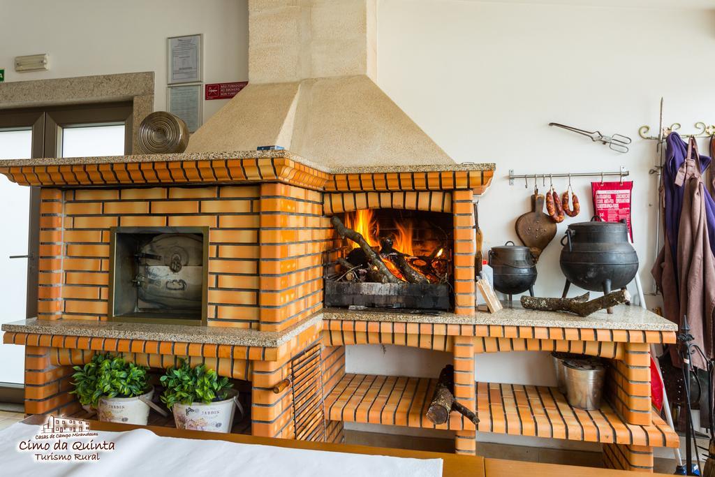 Casas Campo Cimo Da Quinta Hotel Miranda do Douro Luaran gambar