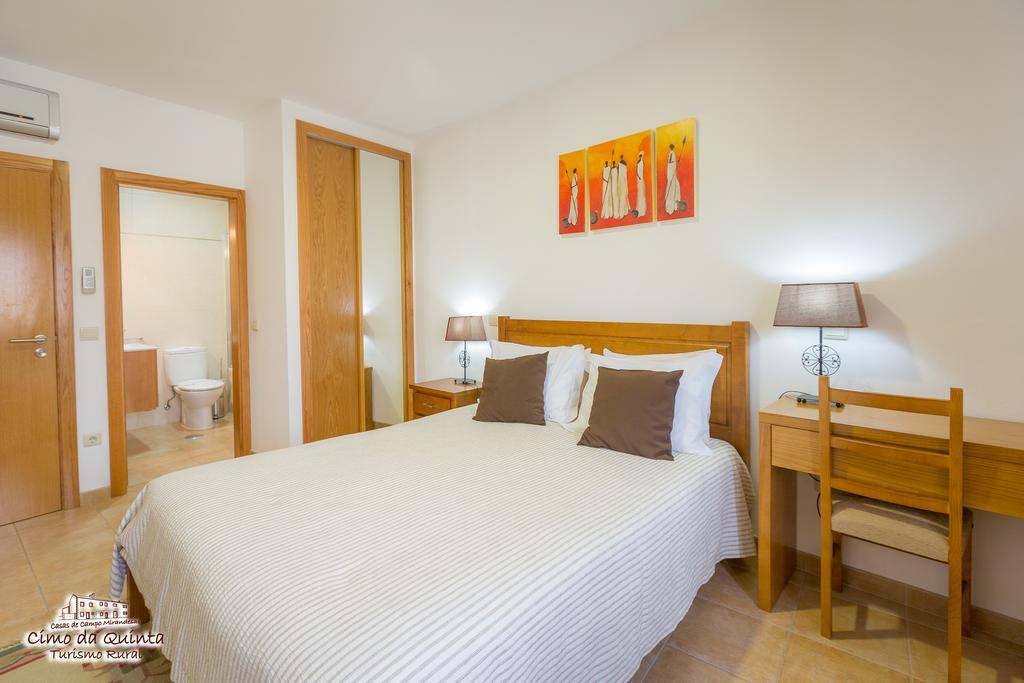 Casas Campo Cimo Da Quinta Hotel Miranda do Douro Luaran gambar