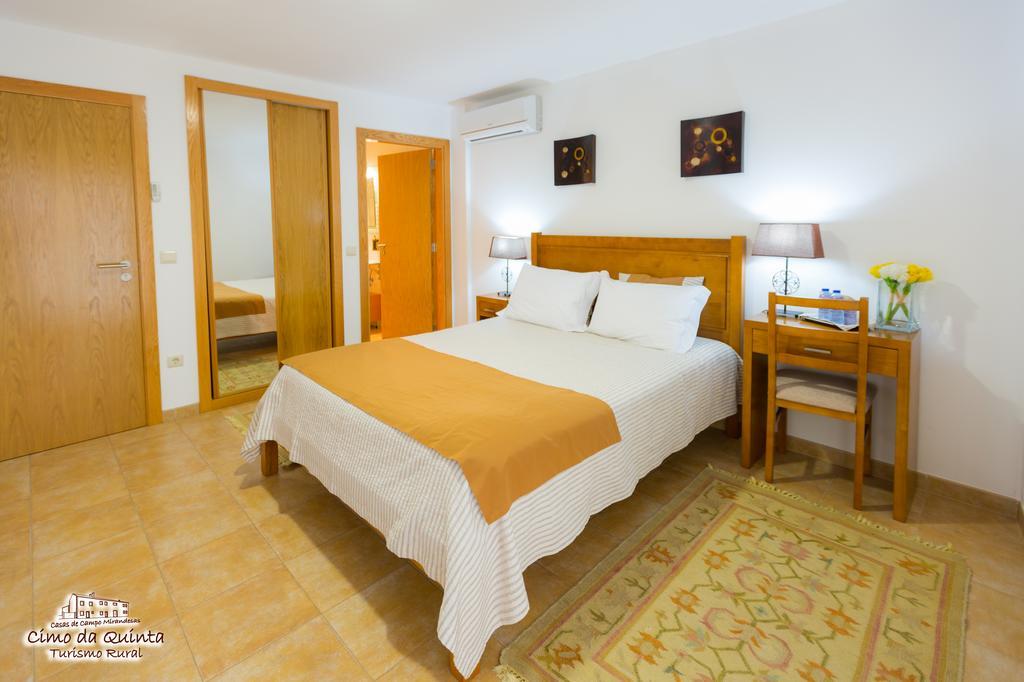 Casas Campo Cimo Da Quinta Hotel Miranda do Douro Luaran gambar