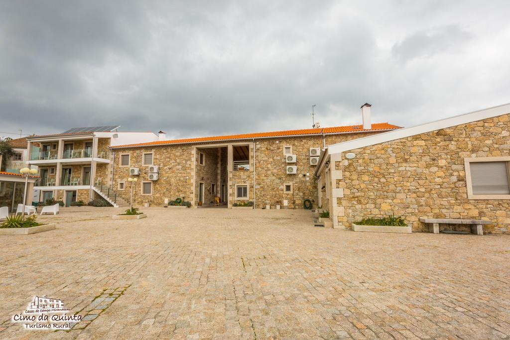 Casas Campo Cimo Da Quinta Hotel Miranda do Douro Luaran gambar